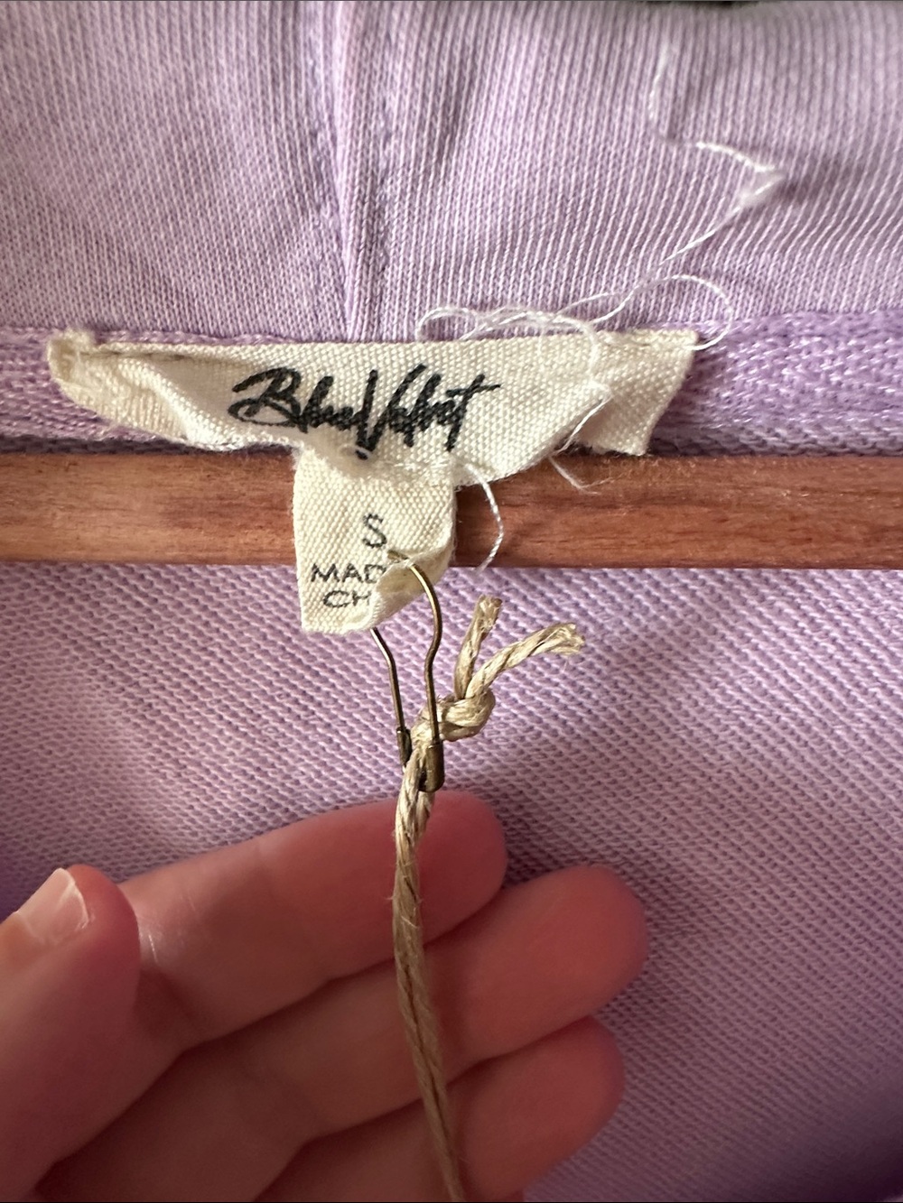 Light Lavender Hooded Pullover with Eyelet and Lightweight Cotton Tier Raw Seams - Picture 3 of 17
